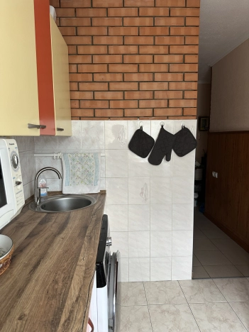 Купить трехкомнатную квартиру в Ростовской области. Вариант № 6912625, 15, площадь -  квм, цена 5800000 рублей