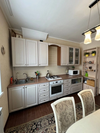 Купить дом в Микрорайоне Прометей, Октябрьский в Октябрьском. Вариант № 4837, 1, площадь -  квм, цена 11000000 рублей