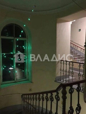 Купить многокомнатную квартиру в районе Адмиралтейский в Санкт-Петербурге. Вариант № 29672, 3, площадь -  квм, цена 40000000 рублей