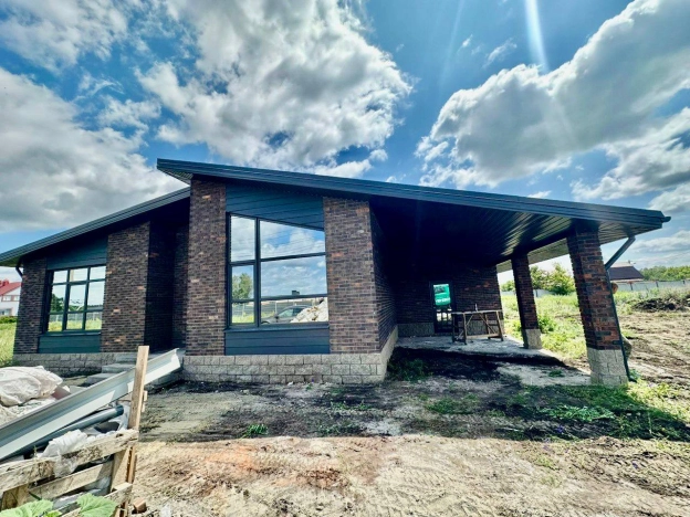 Купить дом на улице Везельская в Белгороде. Вариант № 4840442, 2, площадь -  квм, цена 10500000 рублей