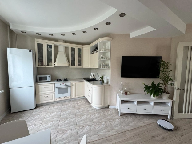 Купить трехкомнатную квартиру в Микрорайоне 29-й, Ангарск в Ангарске. Вариант № 1247243, 15, площадь -  квм, цена 7900000 рублей