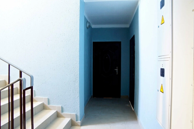 Купить однокомнатную квартиру в Калужской области. Вариант № 9440411, 12, площадь -  квм, цена 3568900 рублей