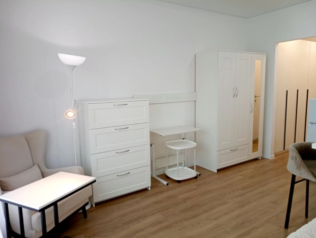 Купить квартиру в Москве. Вариант № 8303372, 5, площадь -  квм, цена 10300000 рублей