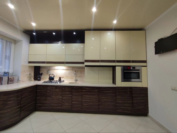 Снять квартиру в Калининграде. Вариант № 9819783, 8, площадь -  квм, цена 45000 рублей