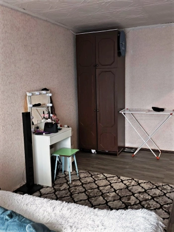 Купить однокомнатную квартиру в районе Калининский в Новосибирске. Вариант № 8832947, 7, площадь -  квм, цена 3500000 рублей