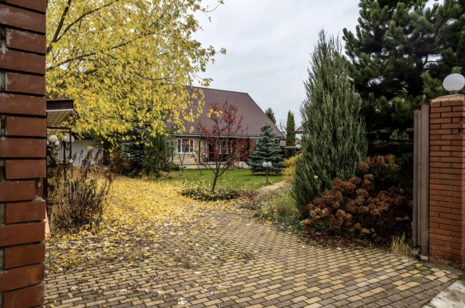 Купить дом в Москве. Вариант № 9156601, 1, площадь - квм, цена 45000000 рублей