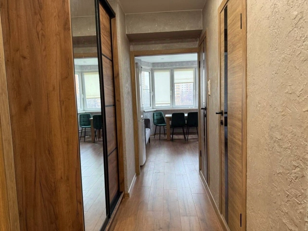 Купить квартиру в Москве. Вариант № 9126183, 5, площадь - квм, цена 23800000 рублей