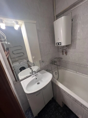 Купить трехкомнатную квартиру в Подольске. Вариант № 6160441, 8, площадь -  квм, цена 8300000 рублей