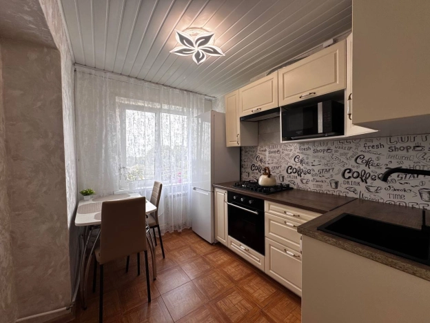 Купить однокомнатную квартиру на улице Полевая в Калужской области. Вариант № 238357, 10, площадь -  квм, цена 2299000 рублей