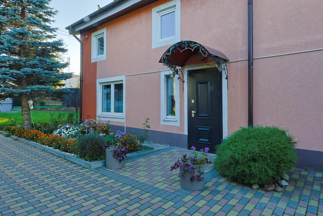 Купить четырехкомнатную квартиру в районе Московский в Калининграде. Вариант № 8560234, 34, площадь -  квм, цена 17999999 рублей