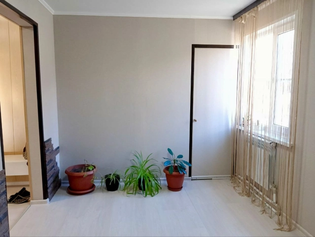 Купить дом в Строителе. Вариант № 10829614, 38, площадь -  квм, цена 8980000 рублей