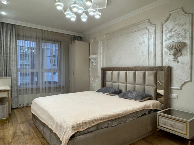 Купить квартиру в Краснодаре. Вариант № 1755601, 13, площадь - квм, цена 18500000.0000 рублей