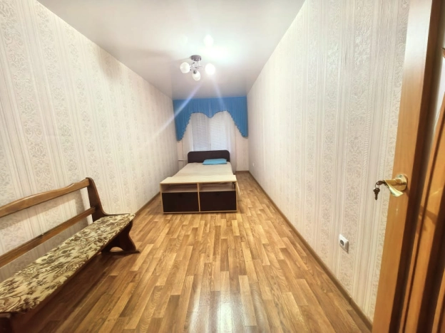 Купить трехкомнатную квартиру в Микрорайоне 8-й, Элиста в Элисте. Вариант № 8995515, 6, площадь -  квм, цена 5400000 рублей