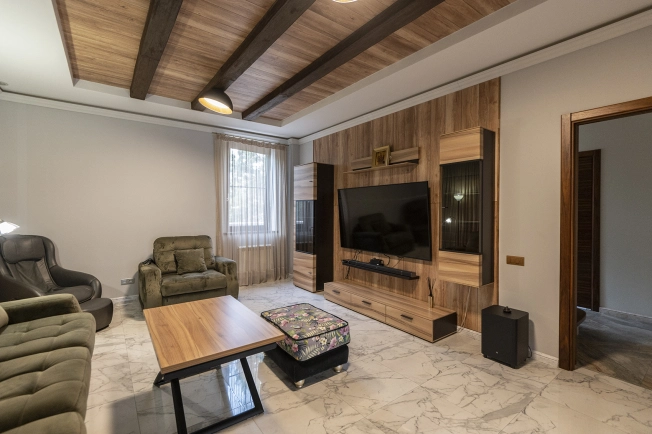 Купить дом в Москве. Вариант № 13726, 24, площадь - квм, цена 31000000 рублей