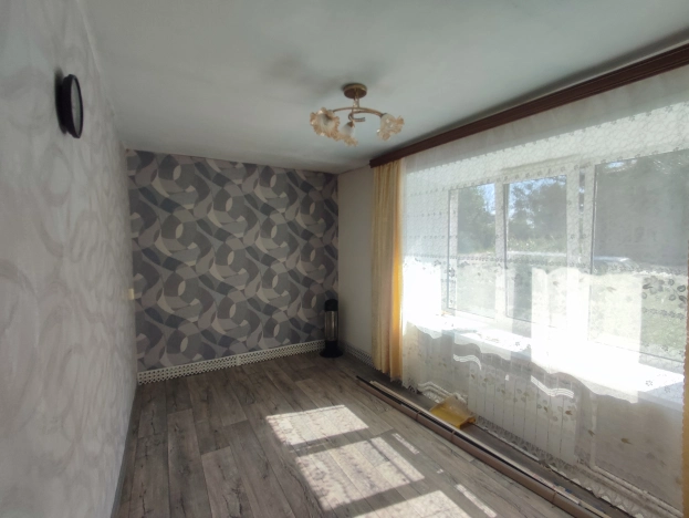 Купить трехкомнатную квартиру на улице Молодёжная в Владимирской области. Вариант № 9541, 4, площадь -  квм, цена 1950000 рублей