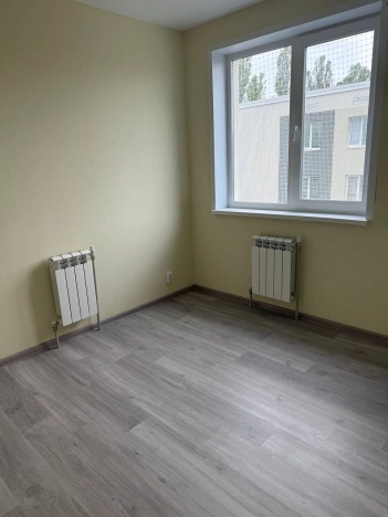 Купить четырехкомнатную квартиру в Белгородской области. Вариант № 43079, 15, площадь -  квм, цена 4900000 рублей