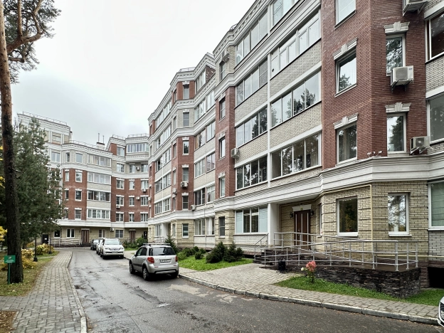 Купить многокомнатную квартиру в районе Алексеевский в Москве. Вариант № 3419119, 46, площадь -  квм, цена 31399000 рублей