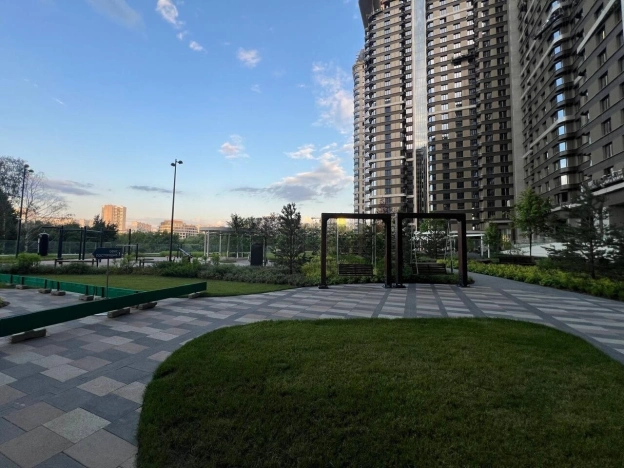 Купить квартиру в Москве. Вариант № 3205333, 1, площадь - квм, цена 64400000.0000 рублей