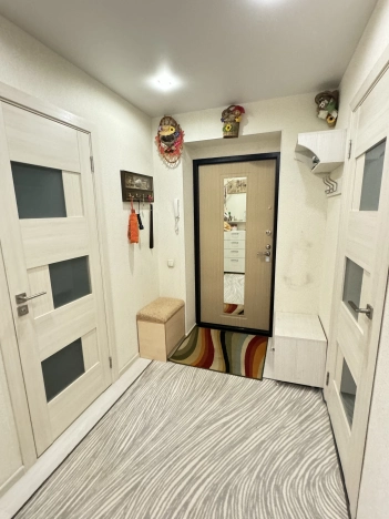 . Вариант № 3046186, 27, площадь - 42.7 квм, цена 6999900 рублей