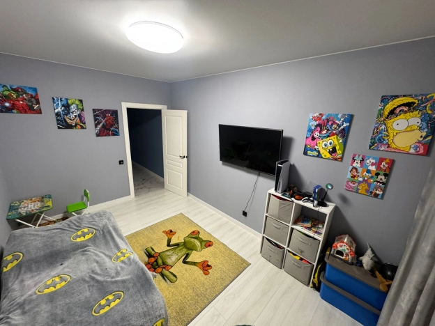 Купить трехкомнатную квартиру на улице Олега Кошевого в Калининграде. Вариант № 9345532, 7, площадь -  квм, цена 12993126 рублей