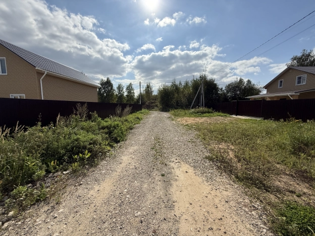 Купить земельный участок в Москве. Вариант № 3906988, 6, площадь -  квм, цена 1400000 рублей