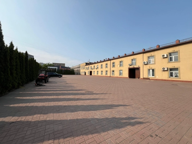 Снять коммерческую недвижимость в Москве. Вариант № 2839504, 4, площадь - квм, цена 60900 рублей