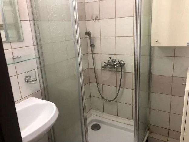 Купить квартиру в Москве. Вариант № 10414089, 24, площадь -  квм, цена 8000000 рублей