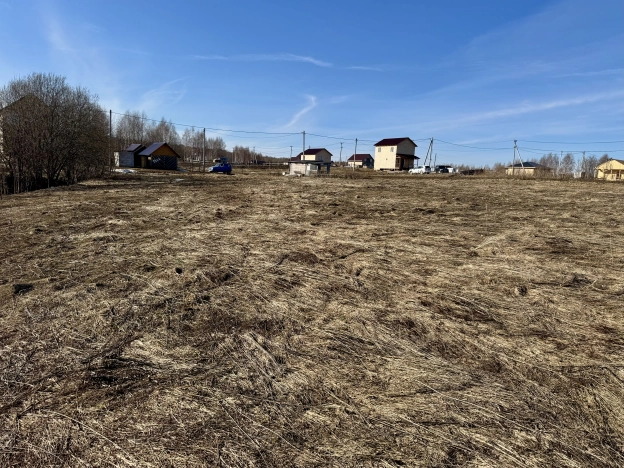 Купить земельный участок в Республике Коми. Вариант № 39155, 3, площадь -  квм, цена 1400000 рублей