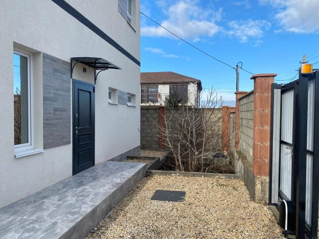 Купить дом в Севастополе. Вариант № 20332, 10, площадь -  квм, цена 18900000 рублей