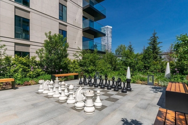 Купить квартиру в Москве. Вариант № 8524606, 5, площадь -  квм, цена 180000000 рублей