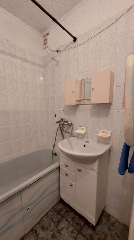 Купить трехкомнатную квартиру на улице Озёрная в Калининграде. Вариант № 45265, 21, площадь -  квм, цена 6700000 рублей