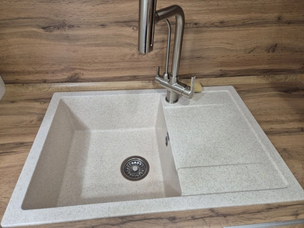 Снять квартиру в Тобольске. Вариант № 9675358, 5, площадь -  квм, цена 75000 рублей