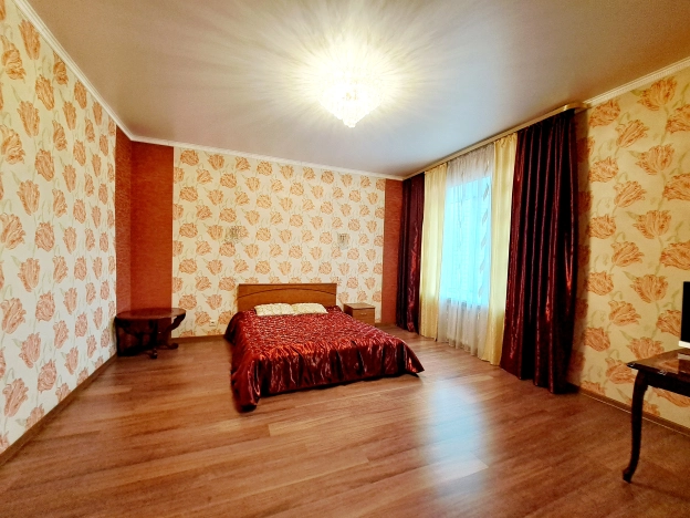 Купить многокомнатную квартиру в Республике Башкортостан. Вариант № 53405, 10, площадь -  квм, цена 12700000 рублей