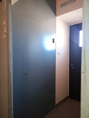 Купить двухкомнатную квартиру на улице Перелёта в Омске. Вариант № 8599, 19, площадь -  квм, цена 9150000 рублей