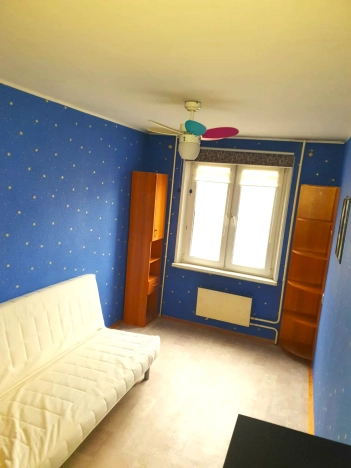 Купить квартиру на вторичке на улице Заречная в Московской области. Вариант № 27546, 5, площадь -  квм, цена 9400000 рублей