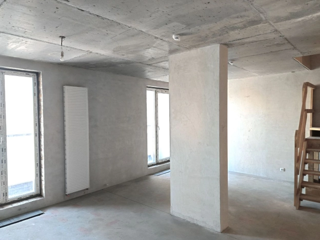 Купить трехкомнатную квартиру в Новосибирской области. Вариант № 10218450, 4, площадь -  квм, цена 18000000 рублей