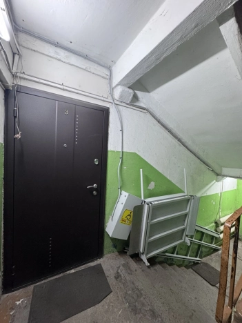 Купить трехкомнатную квартиру в Приморском крае. Вариант № 2988038, 0, площадь -  квм, цена 5870000 рублей