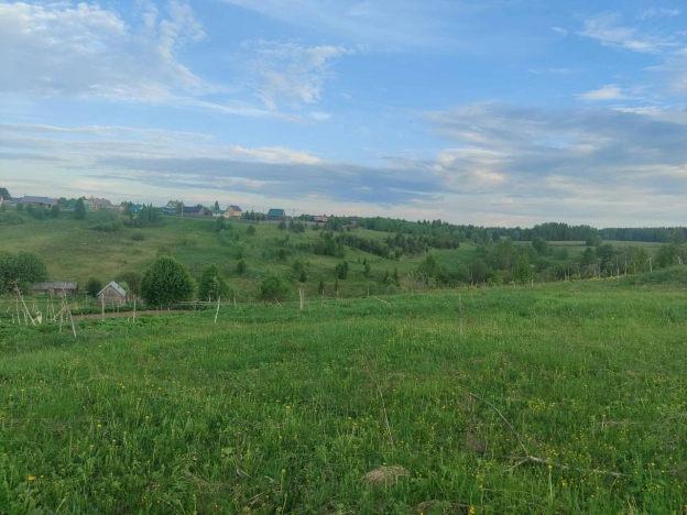 Купить земельный участок в Республике Коми. Вариант № 17602, 0, площадь -  квм, цена 180000 рублей