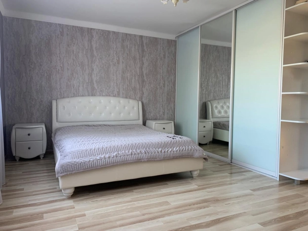 Купить дом в Калининграде. Вариант № 8829727, 8, площадь -  квм, цена 17500000 рублей