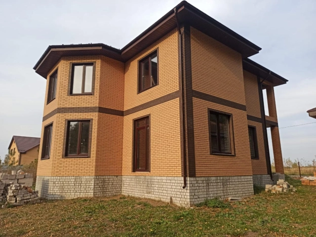 Купить дом в Брянской области. Вариант № 26761, 1, площадь -  квм, цена 9500000 рублей