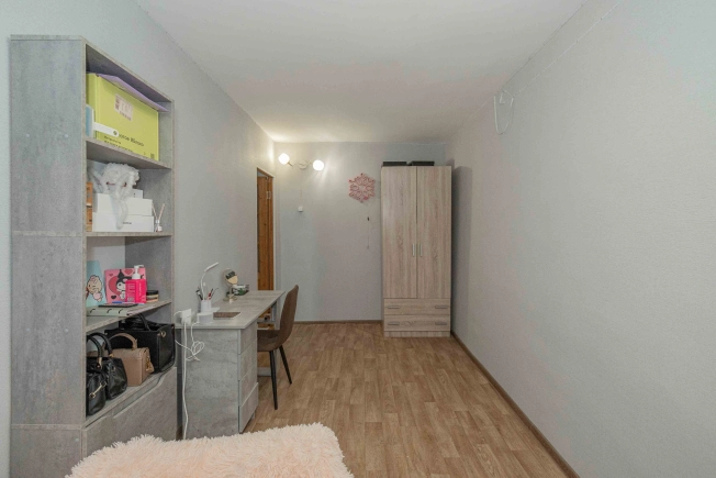 Купить двухкомнатную квартиру на улице Мира в Владимире. Вариант № 8209210, 15, площадь -  квм, цена 4350000 рублей