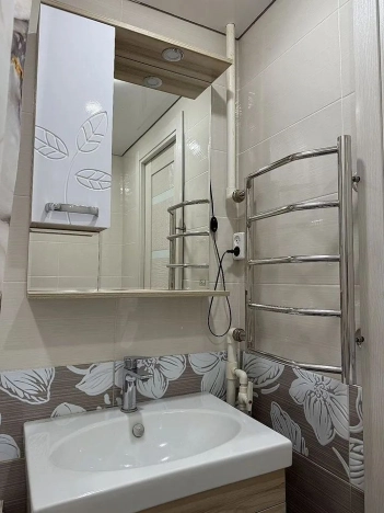 Купить квартиру в Тобольске. Вариант № 10263911, 6, площадь -  квм, цена 6050000 рублей