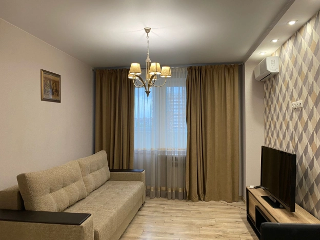 Купить квартиру на улице бульвар 30-летия Победы в Волгограде. Вариант № 41840, 1, площадь -  квм, цена 8100000 рублей