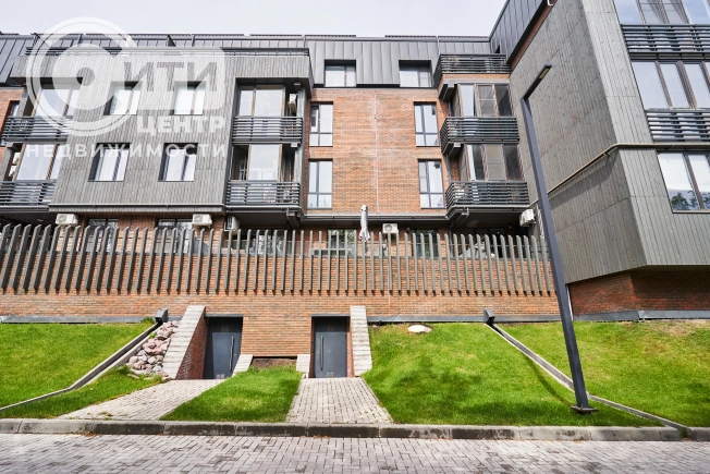 Купить двухкомнатную квартиру в Воронеже. Вариант № 868988, 45, площадь -  квм, цена 13990000 рублей