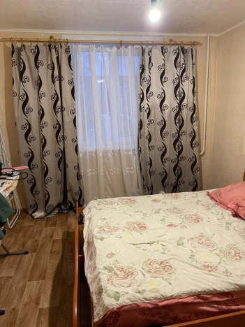 Купить двухкомнатную квартиру на улице Октябрьский проспект в Сыктывкаре. Вариант № 22471, 3, площадь -  квм, цена 4600000 рублей