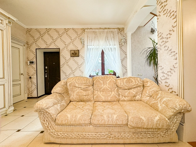 Купить дом на улице Пролетарская в Республике Адыгея (адыгея). Вариант № 4820, 13, площадь -  квм, цена 15300000 рублей