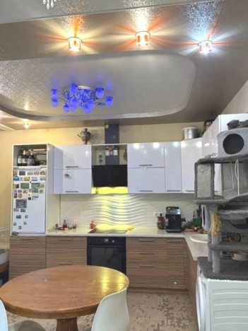 Купить трехкомнатную квартиру в Ростовской области. Вариант № 8427796, 1, площадь -  квм, цена 9450000 рублей