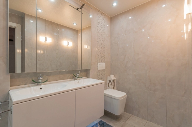 Купить четырехкомнатную квартиру в Вологде. Вариант № 28846, 22, площадь -  квм, цена 11750000 рублей