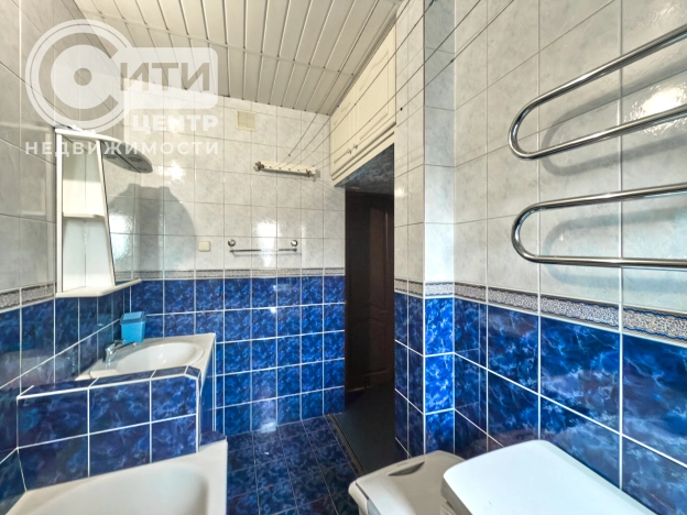 Купить четырехкомнатную квартиру в Воронеже. Вариант № 20762, 23, площадь - квм, цена 7500000 рублей