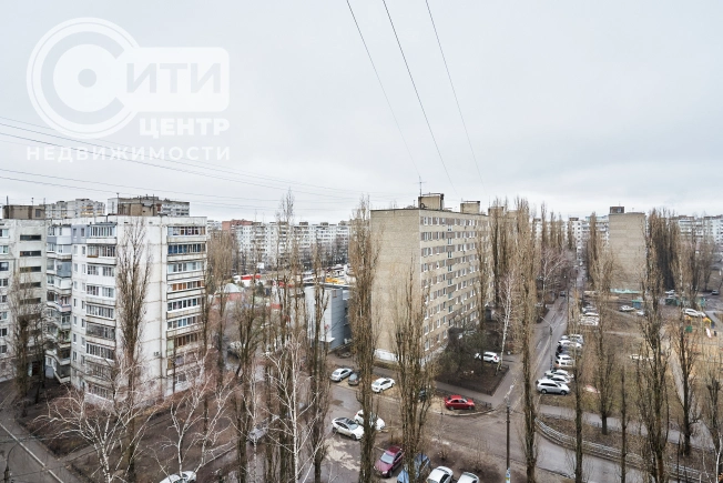 Купить трехкомнатную квартиру в районе Коминтерновский в Воронеже. Вариант № 19990, 26, площадь - квм, цена 4200000 рублей